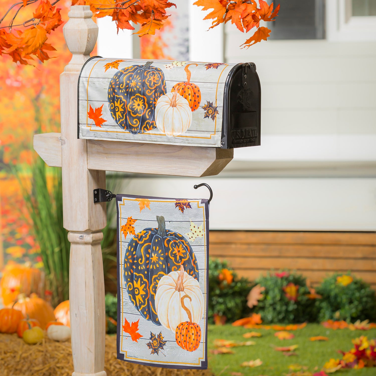 Patterned Pumpkins and Leaves Garden Suede Flag