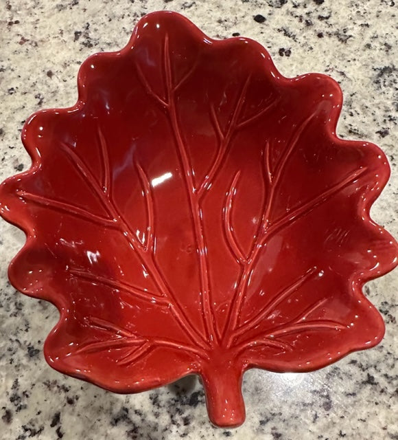 Ceramic Leaf Shaped Bowl, 2 Asst. colors