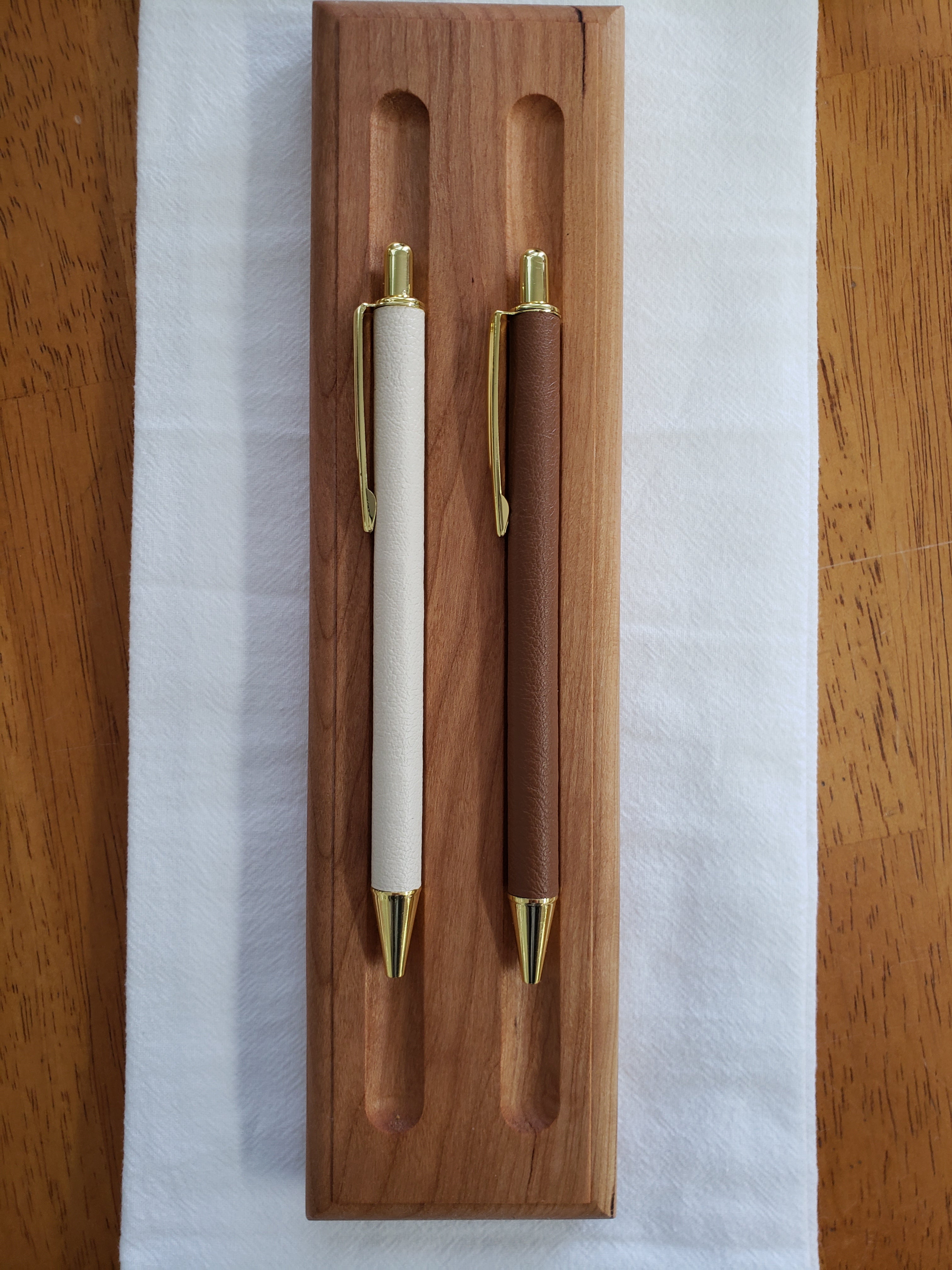 Pen Set With Wooden Holder