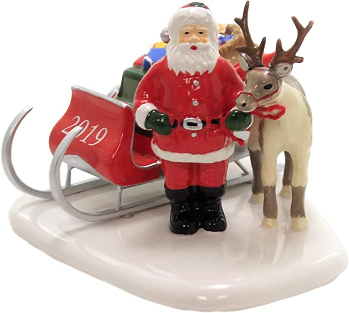 Santa Comes to Town - Lake Norman Gifts